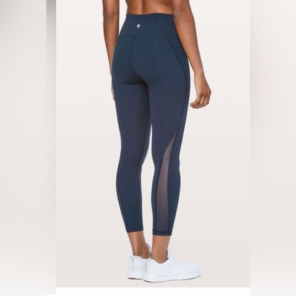 Lululemon Train Times 7/8 Pant *25" True Navy Size 4 W5BJOS EUC - Picture 2 of 9